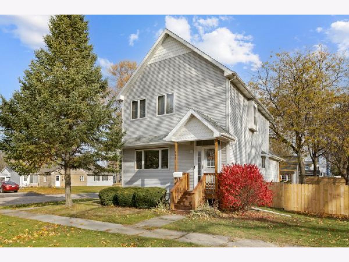  For Sale Genoa Illinois, 138 Stiles Street