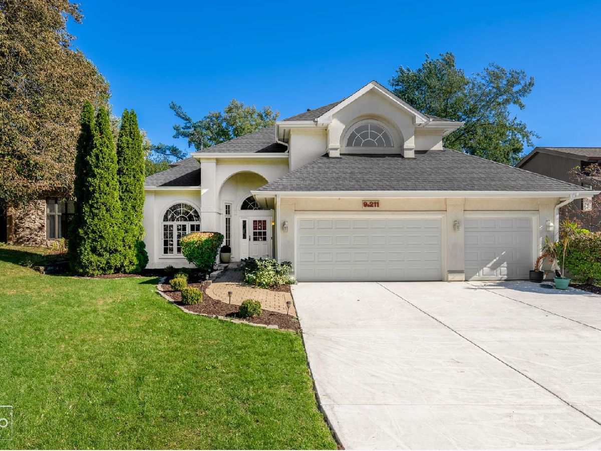  For Sale Downers Grove Illinois, 9S211 Graceland Street