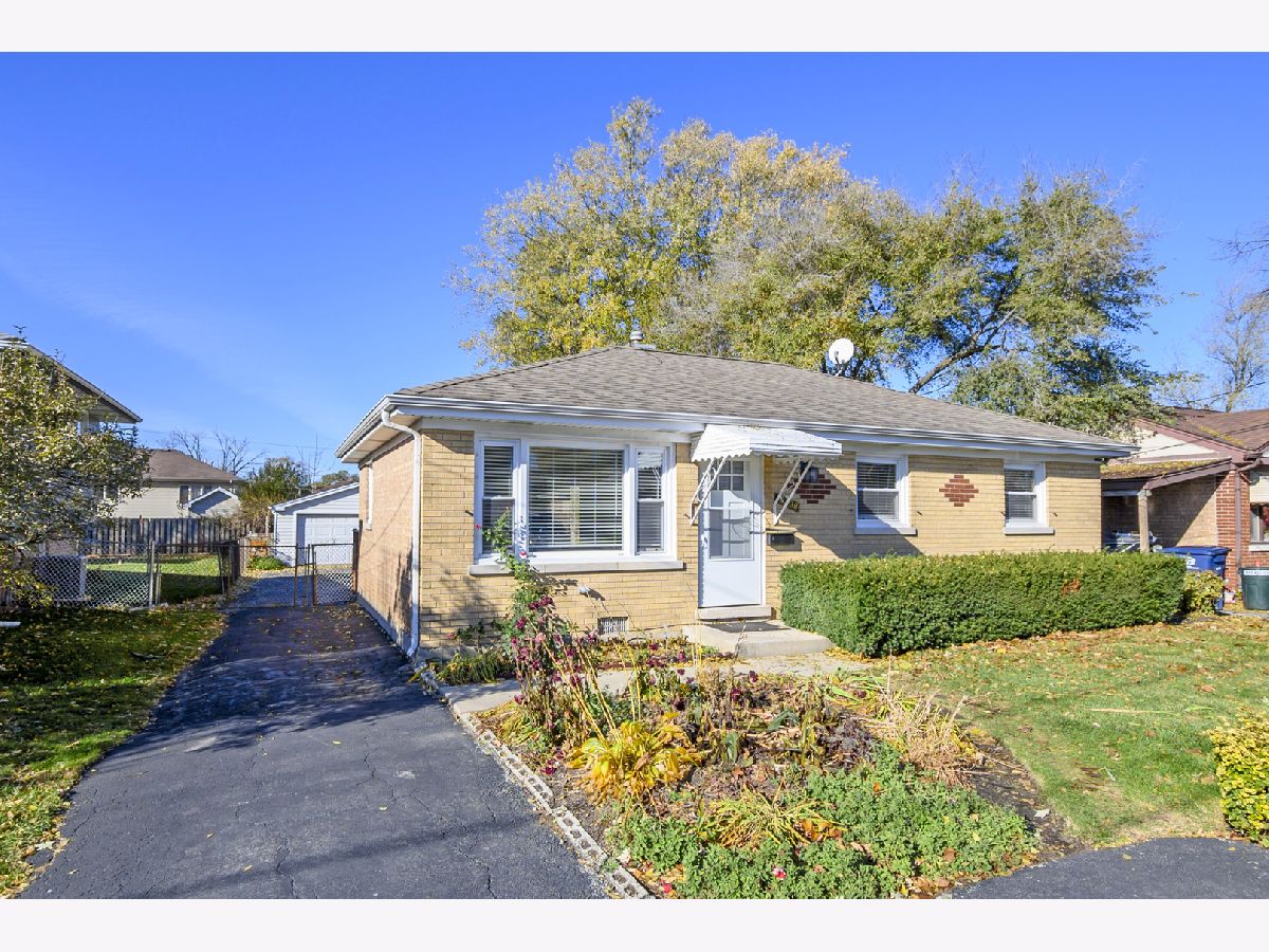  Rented Worth Illinois, 10838 Neenah