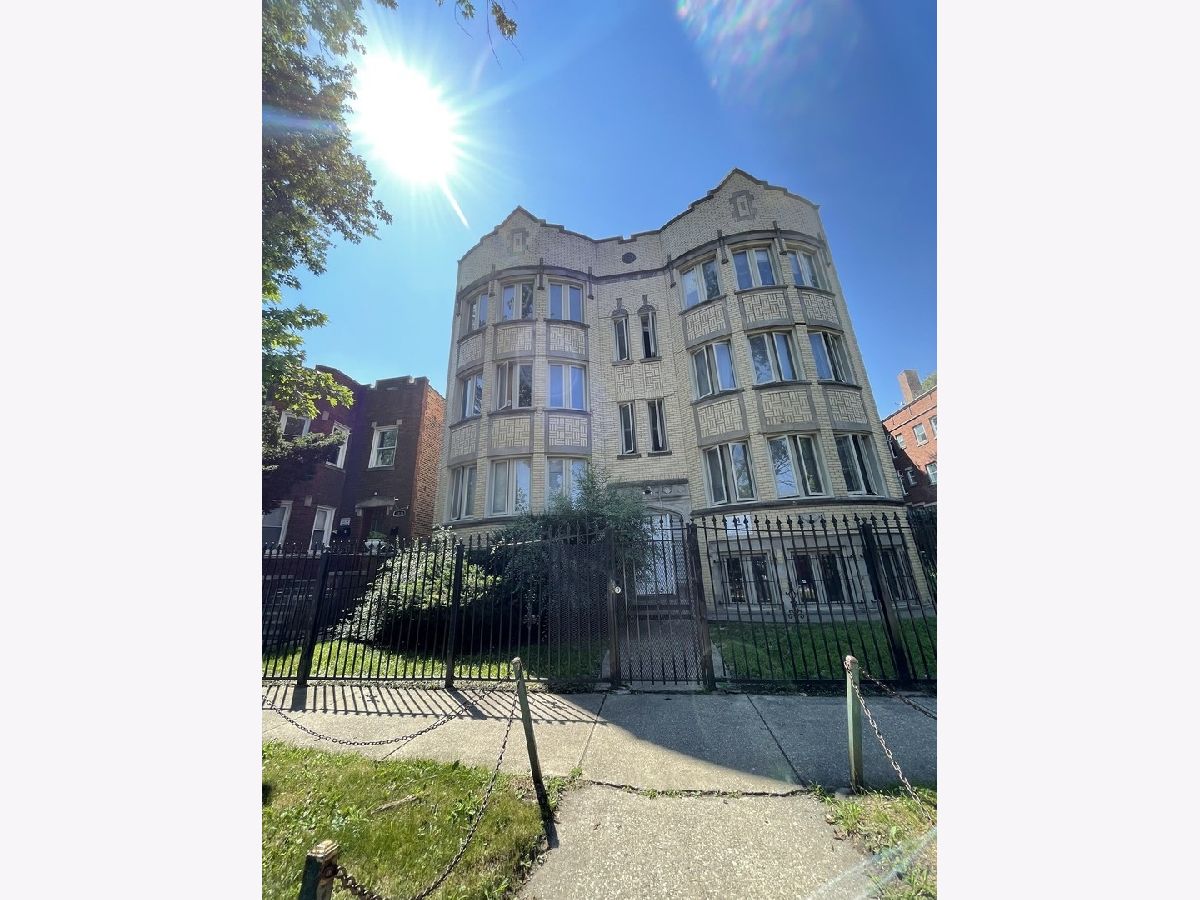  Rented Chicago Illinois, 7932 Kingston
