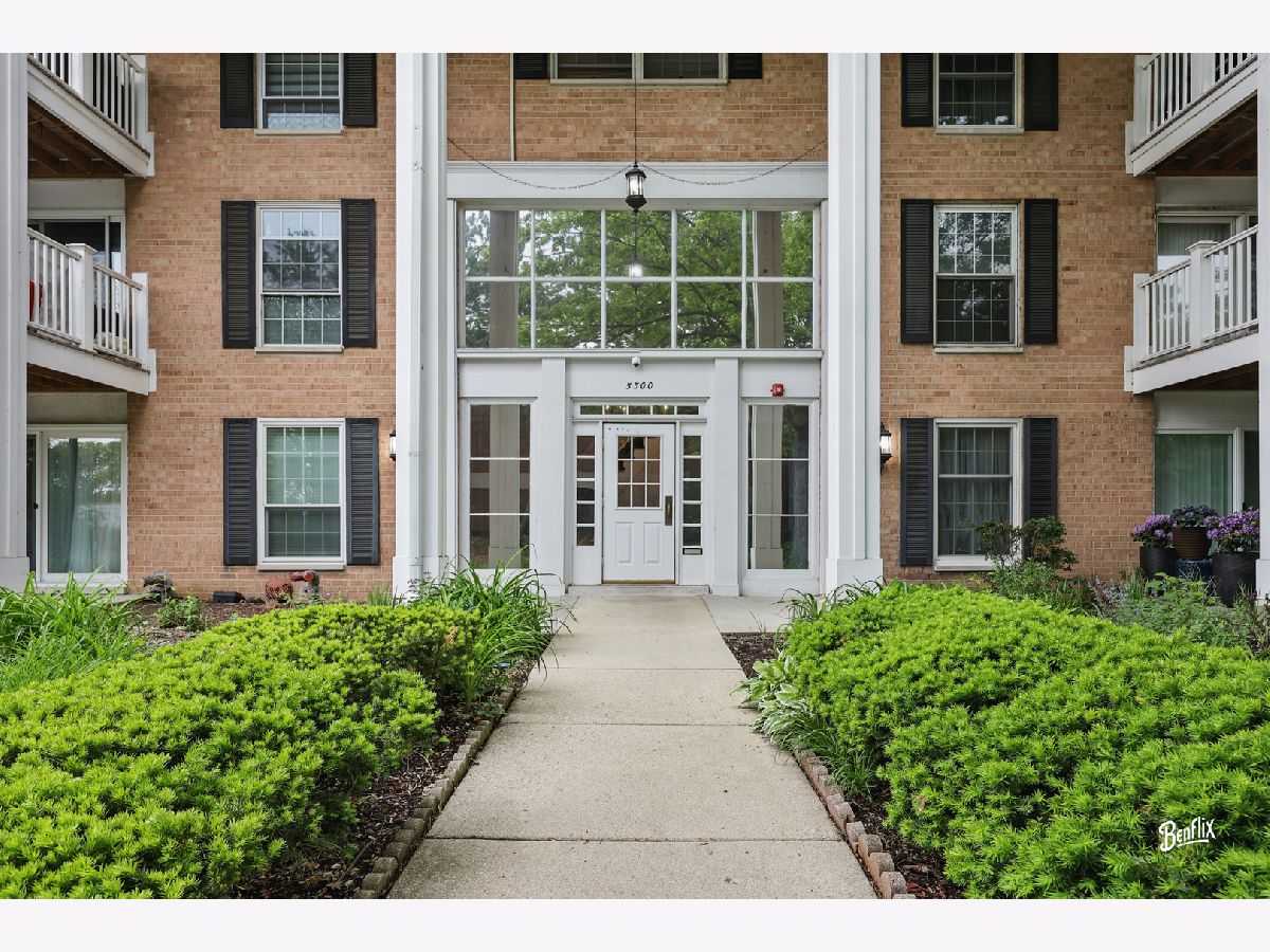  For Rent Rolling Meadows Illinois, 5500 Carriageway