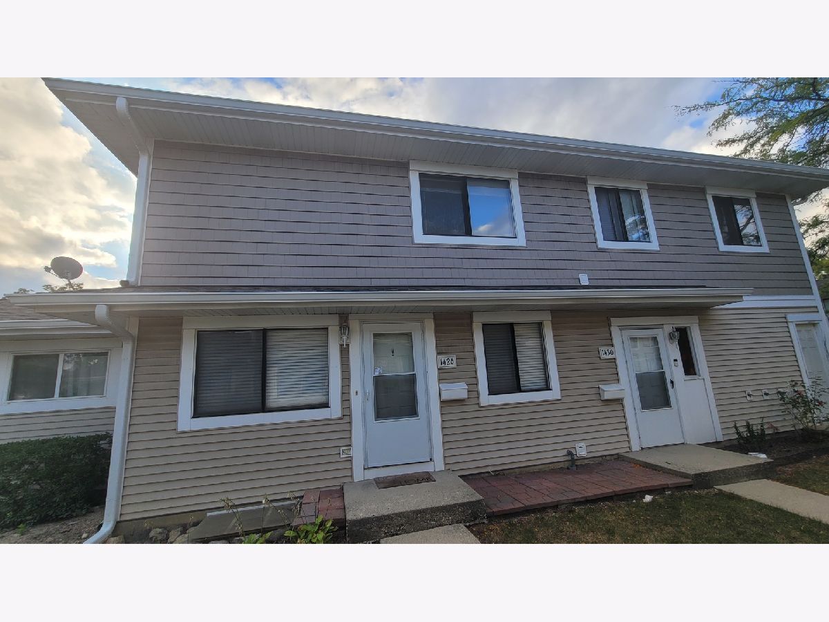  Rented Hanover Park Illinois, 1426 Bear Flag