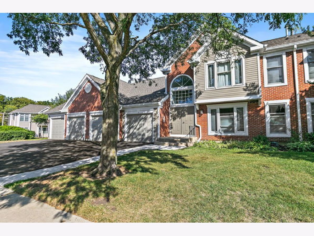 Condos & Townhomes For Rent Fox Run Elk Grove Village Illinois, 1871 Fox Run