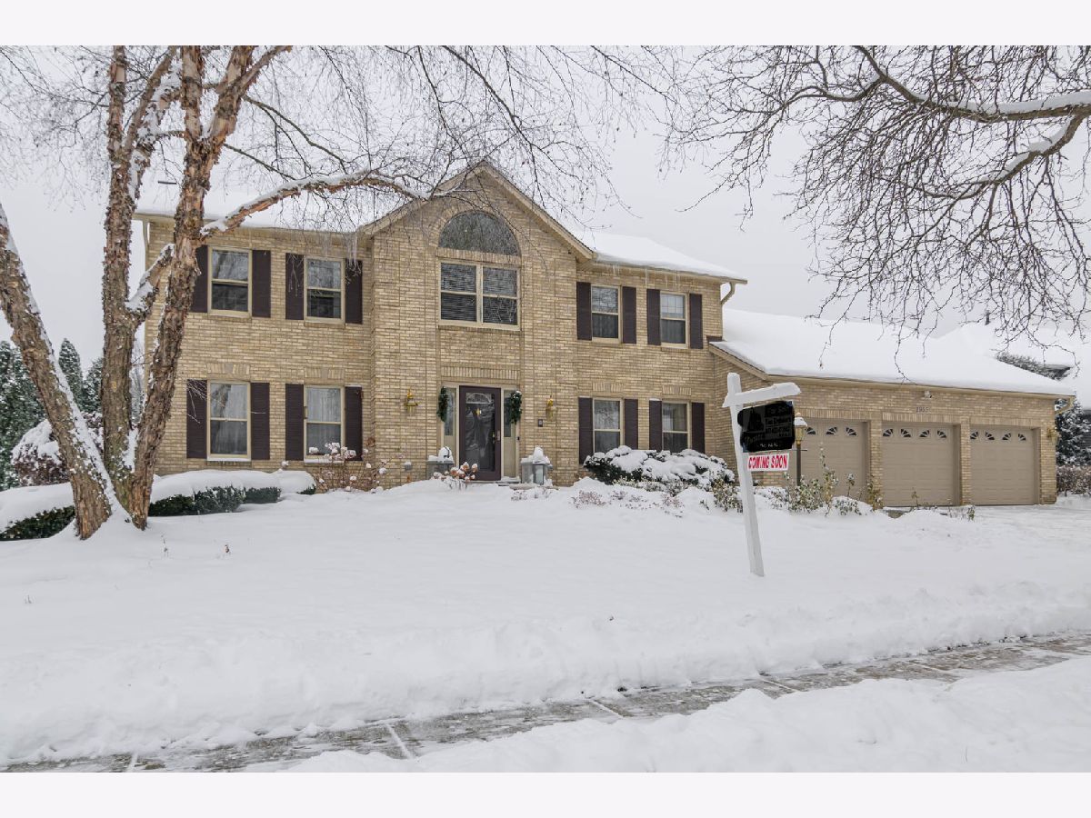  For Sale Elgin Illinois, 1995 Salem Road