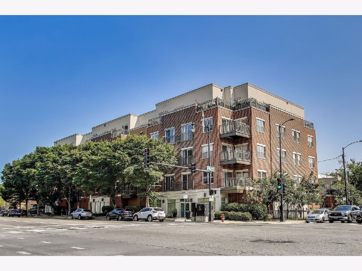 Condos & Townhomes For Rent Roosevelt Square Chicago Illinois, 1155 Roosevelt