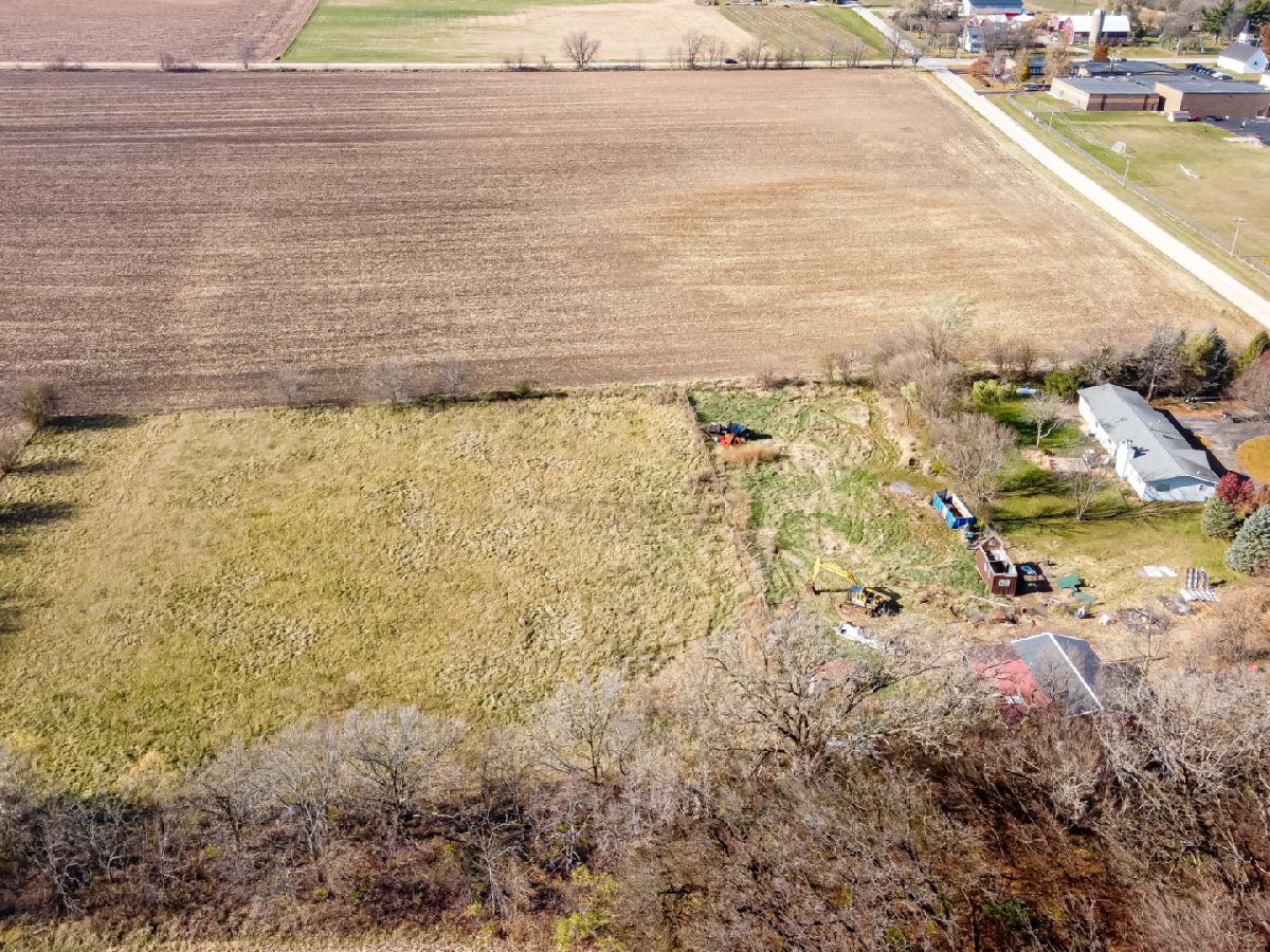  For Sale Marengo Illinois, 22105 Anthony Road