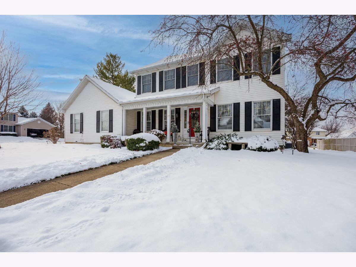  For Sale Bloomington Illinois, 17 Downing Circle