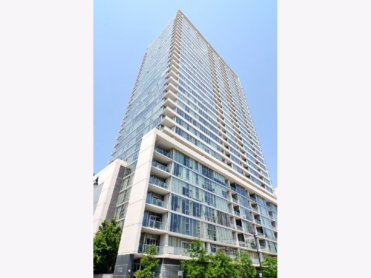  Rented Chicago Illinois, 1720 Michigan