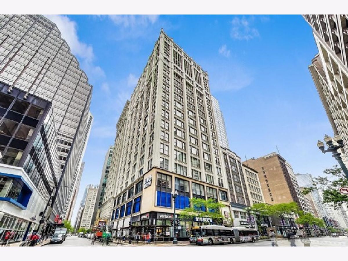  Rented Chicago Illinois, 8 Monroe