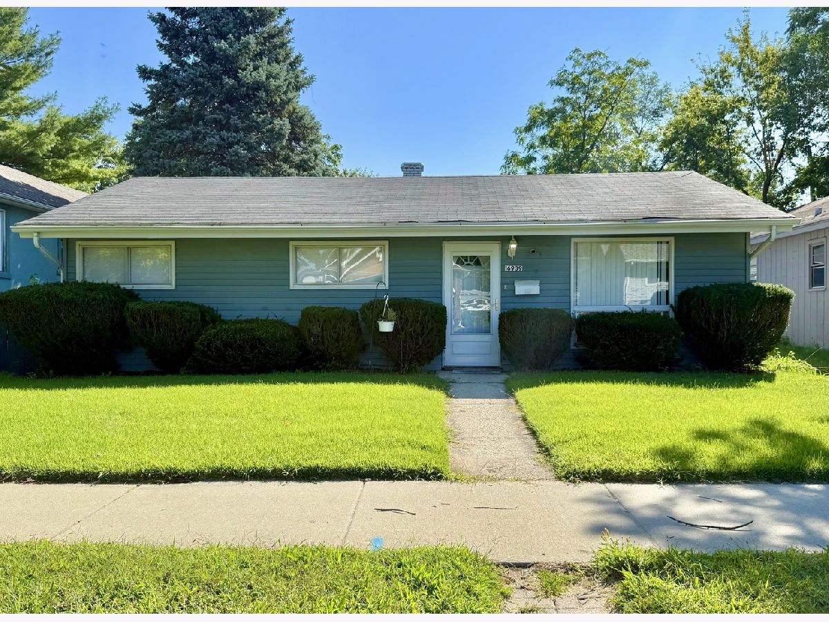  For Rent Hazel Crest Illinois, 16939 Jodave