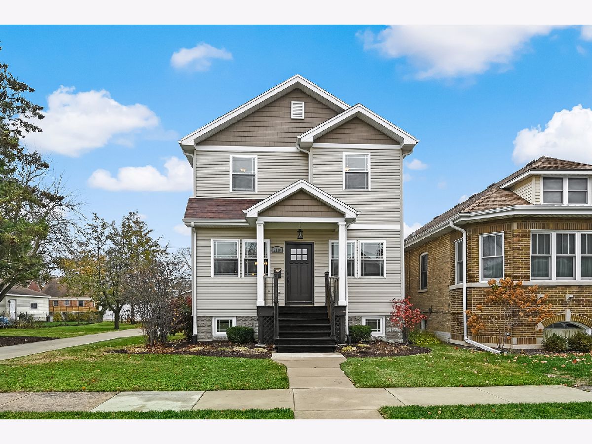  For Sale Brookfield Illinois, 3710 Blanchan Avenue