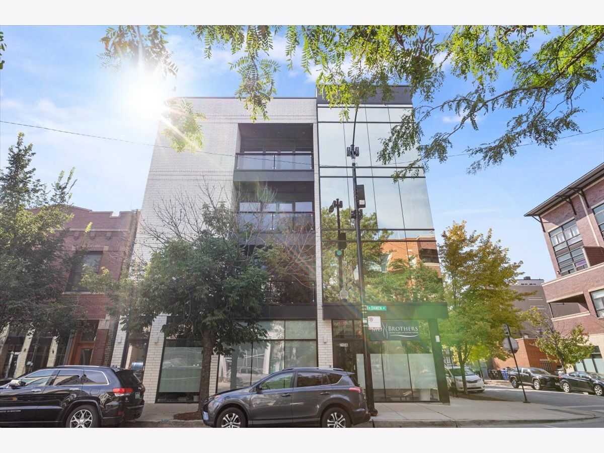 Condos & Townhomes & Homes For Sale Bucktown Chicago Illinois, 2138 Damen Avenue