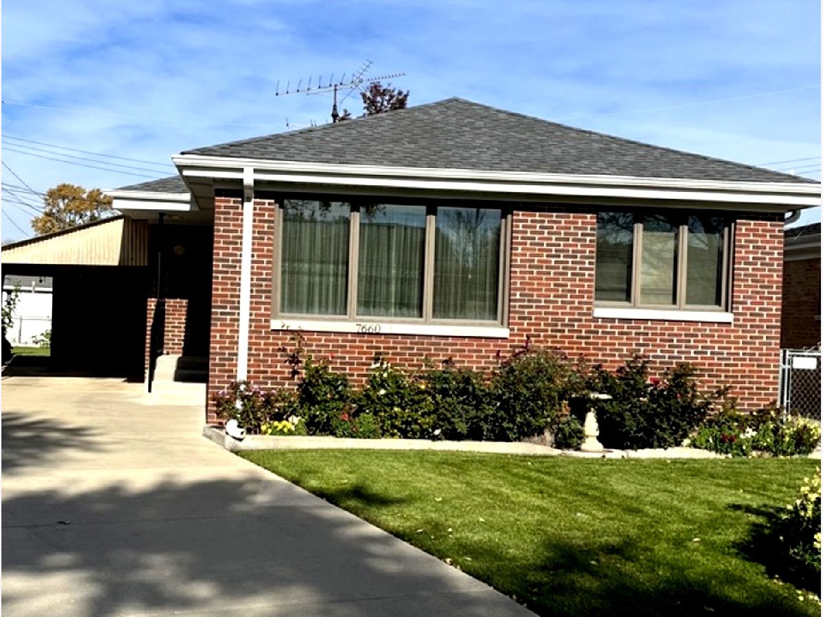  For Sale Chicago Illinois, 7660 Talcott Avenue