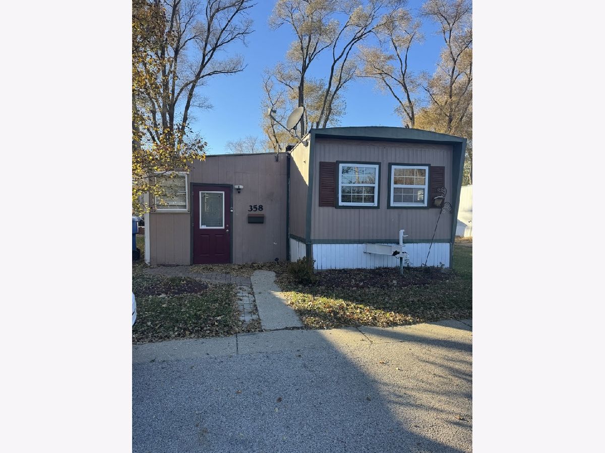  For Sale Elgin Illinois, 358 David Drive