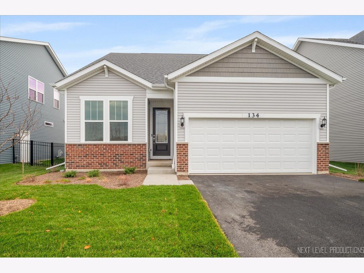 Homes For Rent Ashton Ridge Batavia Illinois, 134 Furnas