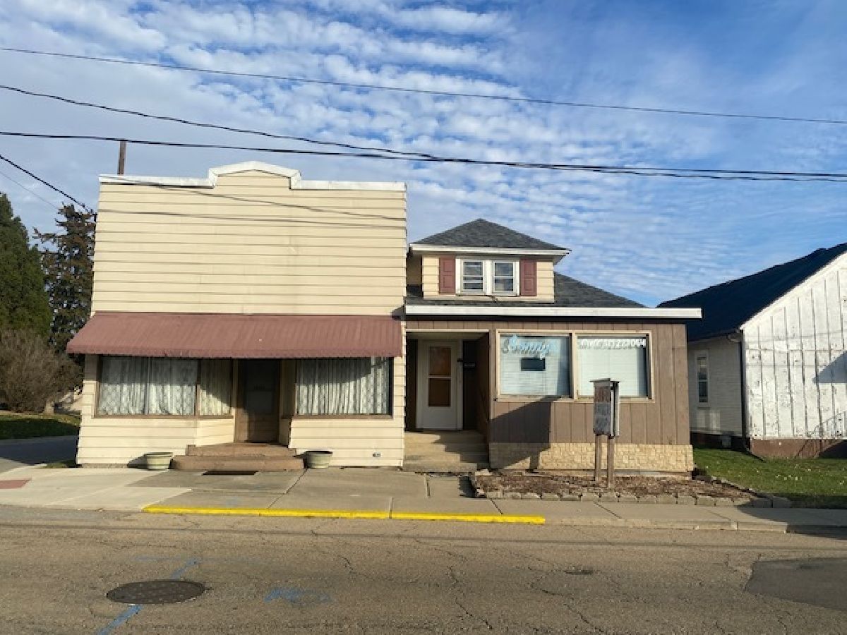  For Sale Peru Illinois, 1547 1/2 Pulaski Street