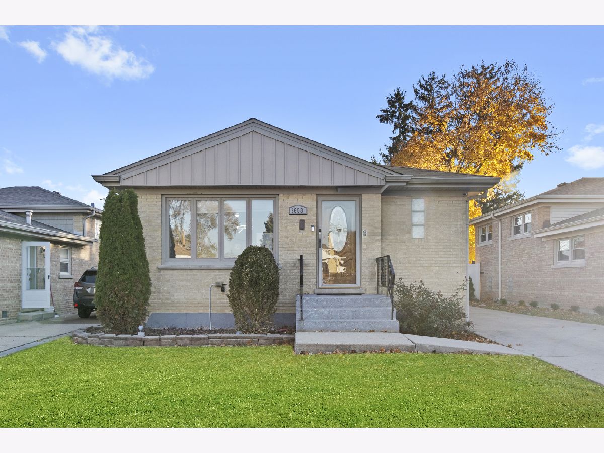  For Sale Niles Illinois, 8653 Merrill Street