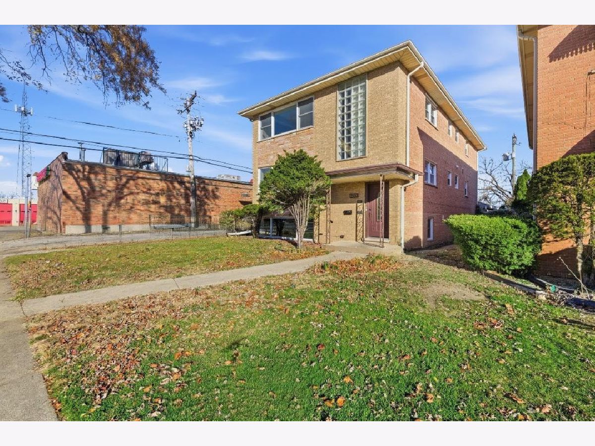  For Sale Westchester Illinois, 1215 Balmoral Avenue