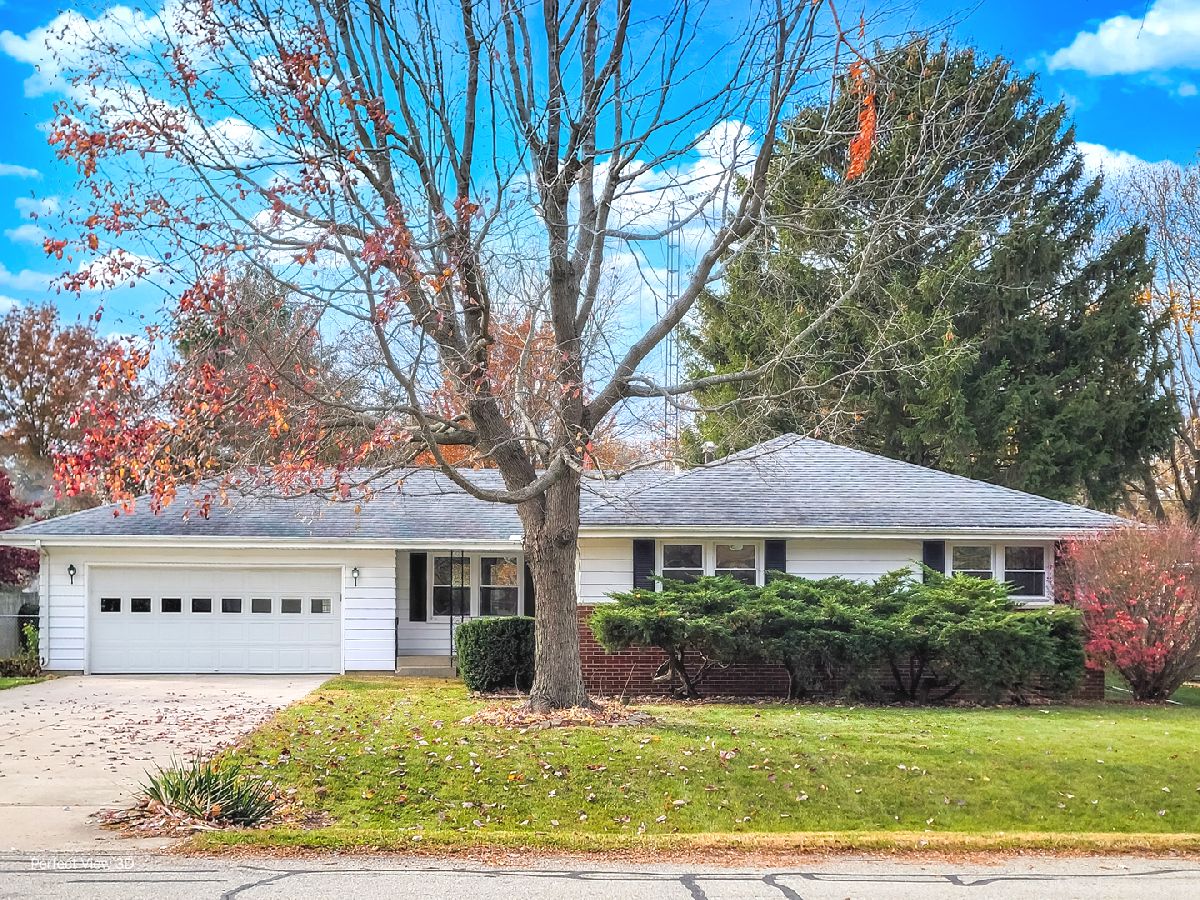  For Sale Morris Illinois, 3675 Dixon Drive