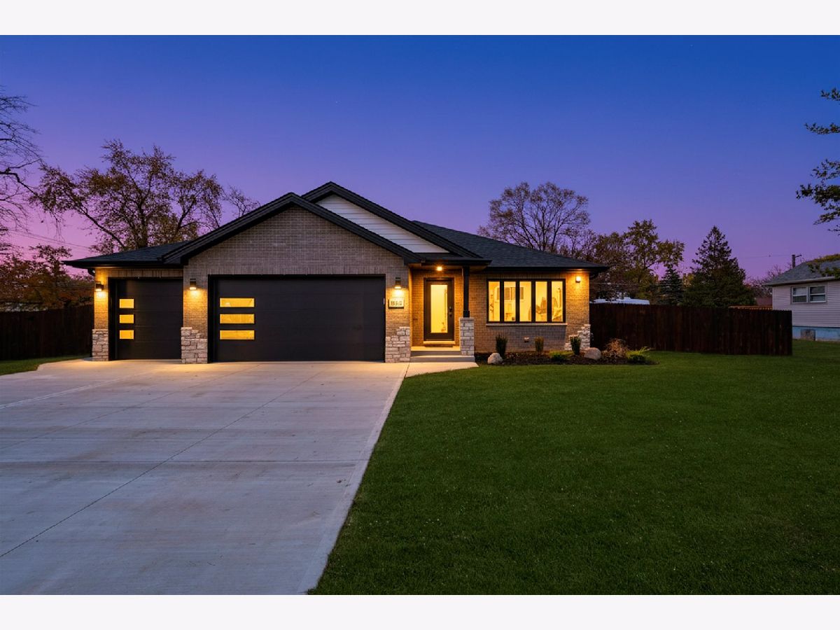  For Sale Justice Illinois, 8015 85th Avenue