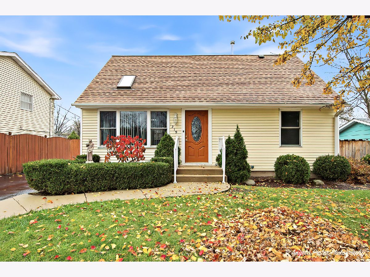  For Rent Round Lake Beach Illinois, 1219 Brentwood