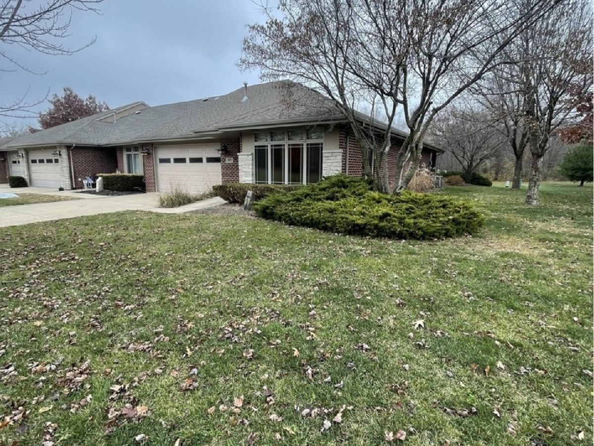  For Sale St Anne Illinois, 104 River Run Drive
