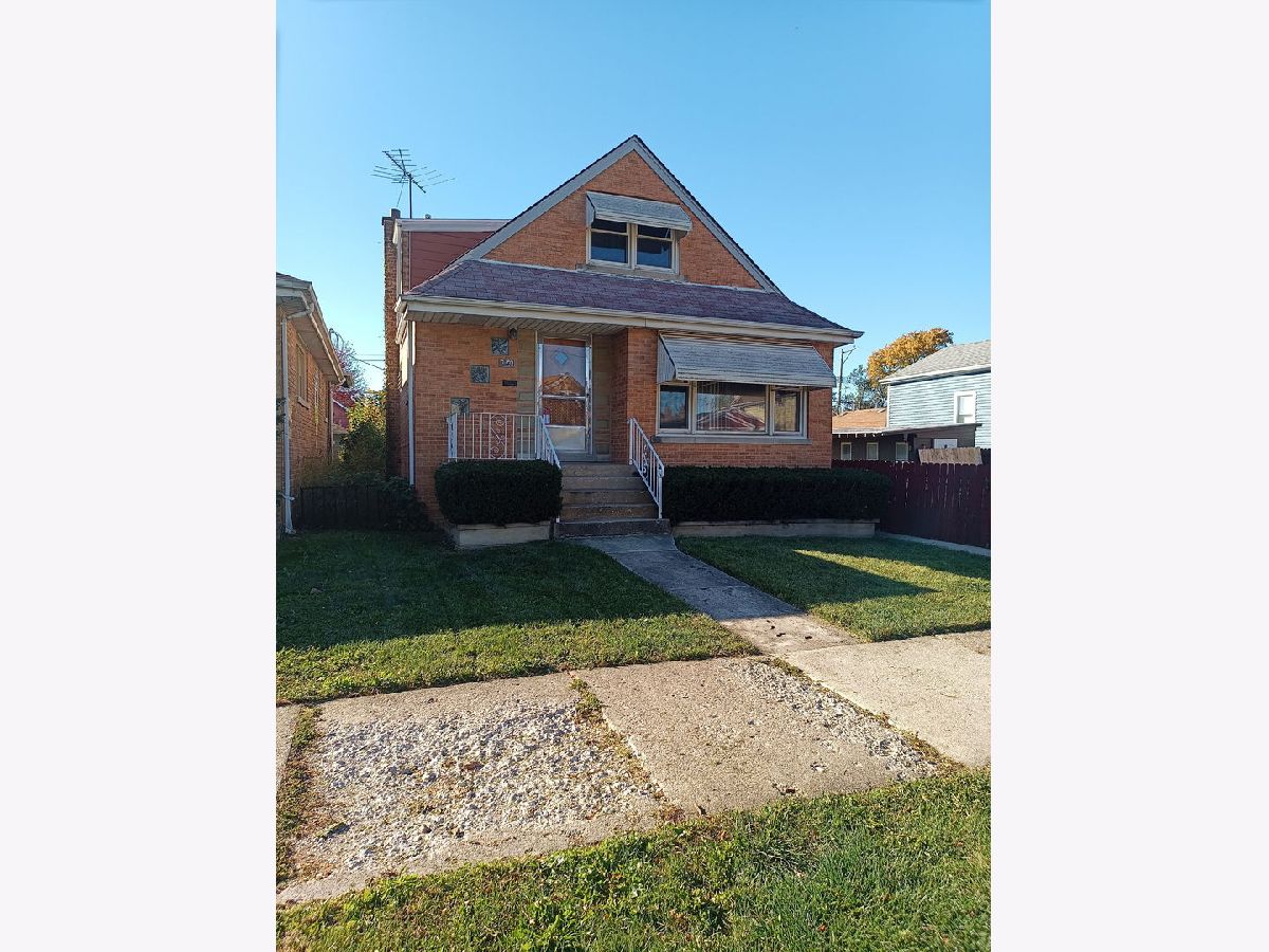  For Sale Chicago Illinois, 2146 Mcvicker Avenue