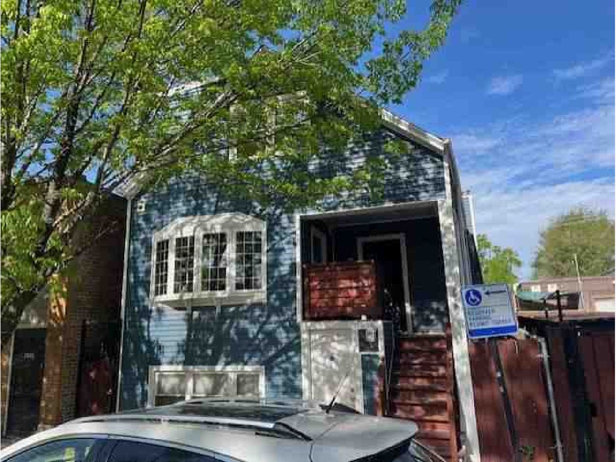  For Sale Chicago Illinois, 2948 Narragansett Avenue