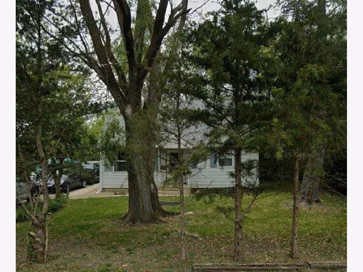  Sold Crete Illinois, 742 Louella