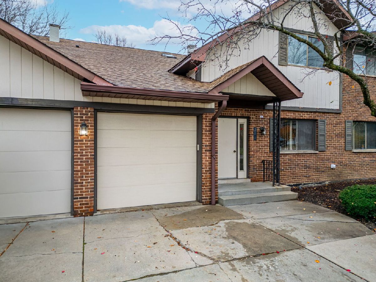  For Sale Itasca Illinois, 201 Walters Lane