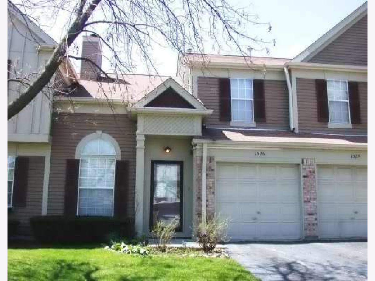  For Rent Westmont Illinois, 1526 Crab Tree