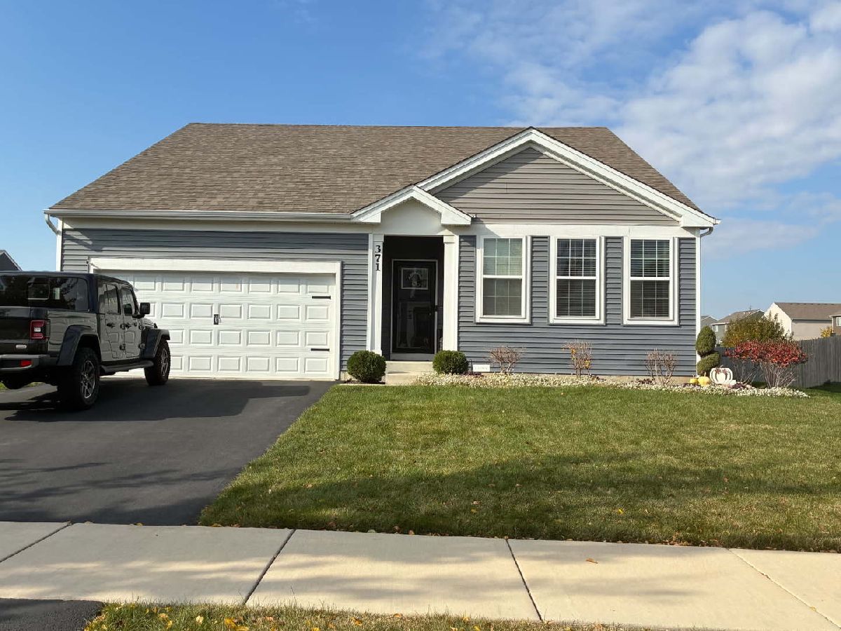 Homes & Townhomes For Sale Ashcroft Place Oswego Illinois