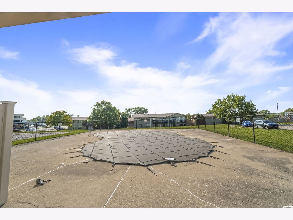  For Rent Hanover Park Illinois, 5880 Rembrandt