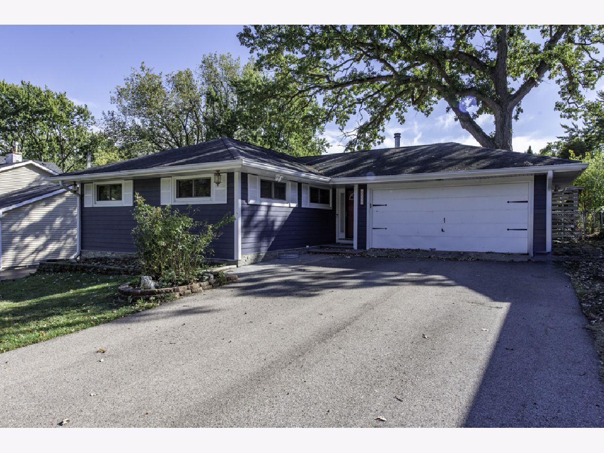  For Rent Grayslake Illinois, 18225 Lindenwood