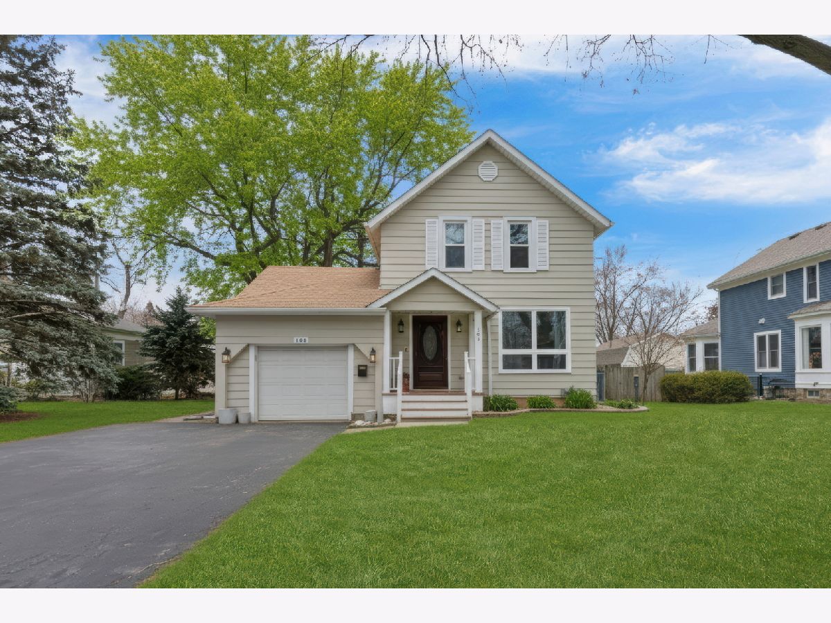  For Sale Grayslake Illinois, 141 Park Avenue