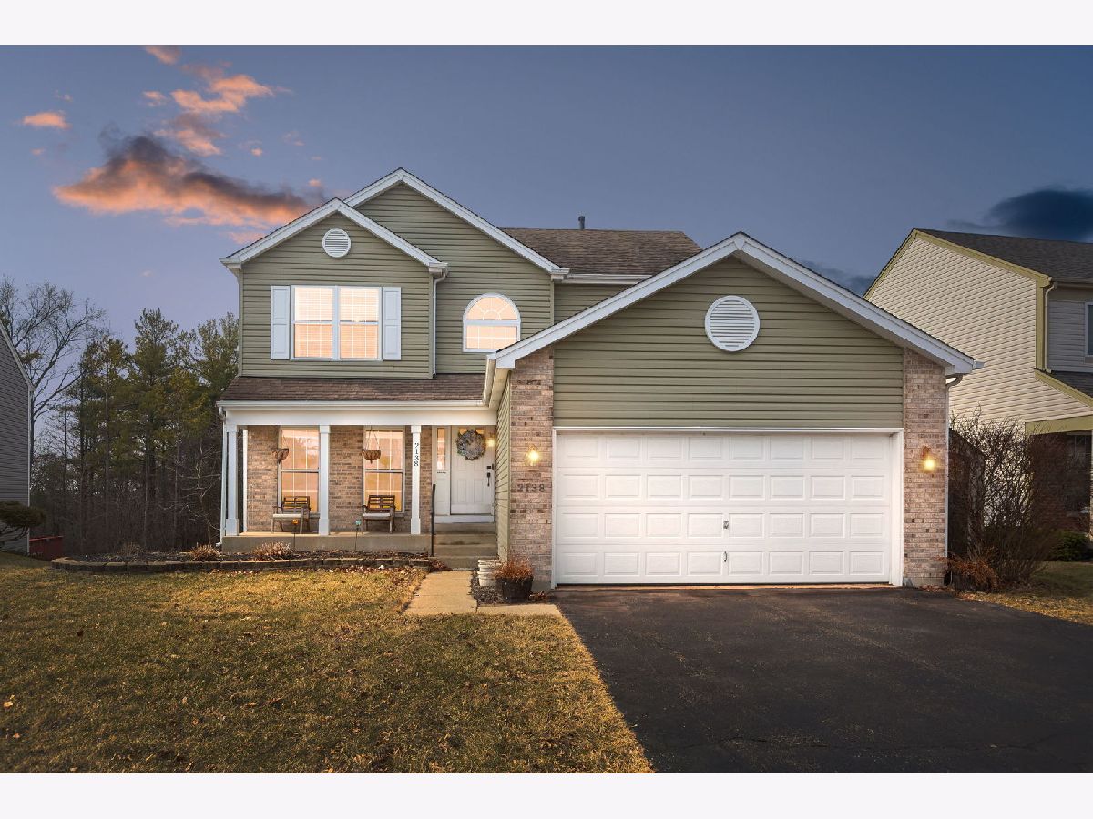  For Sale Round Lake Beach Illinois, 2138 Green Valley Lane