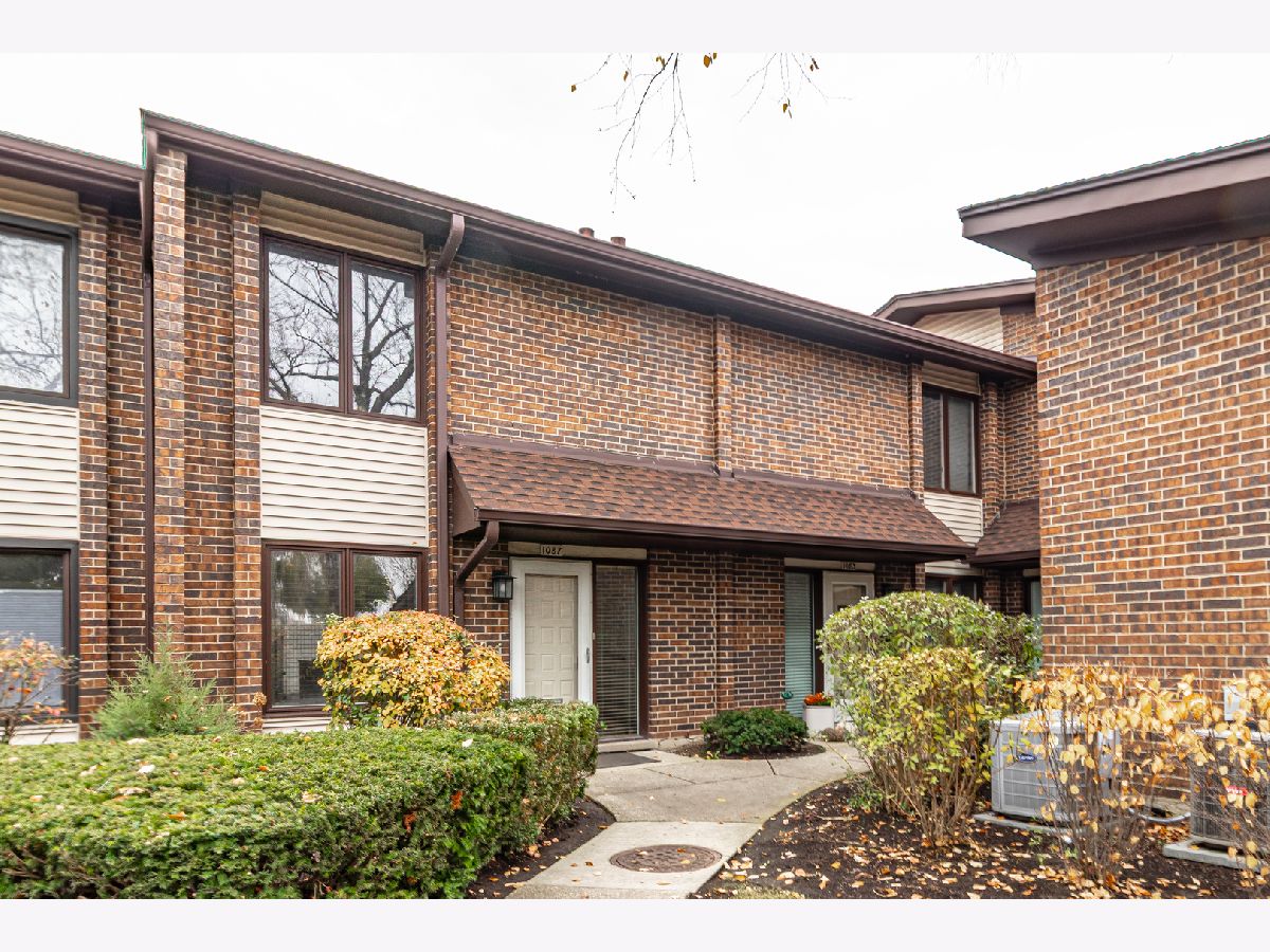  For Sale Highland Park Illinois, 1087 Deerfield Place