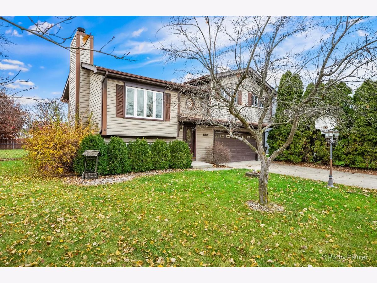  For Sale Frankfort Illinois, 20762 Ellen Lane