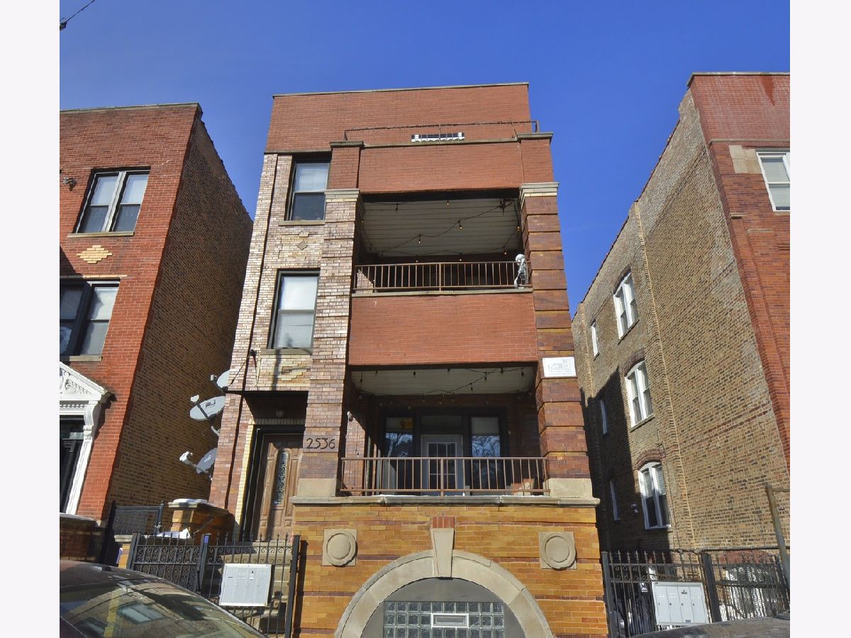  Rented Chicago Illinois, 2536 Augusta