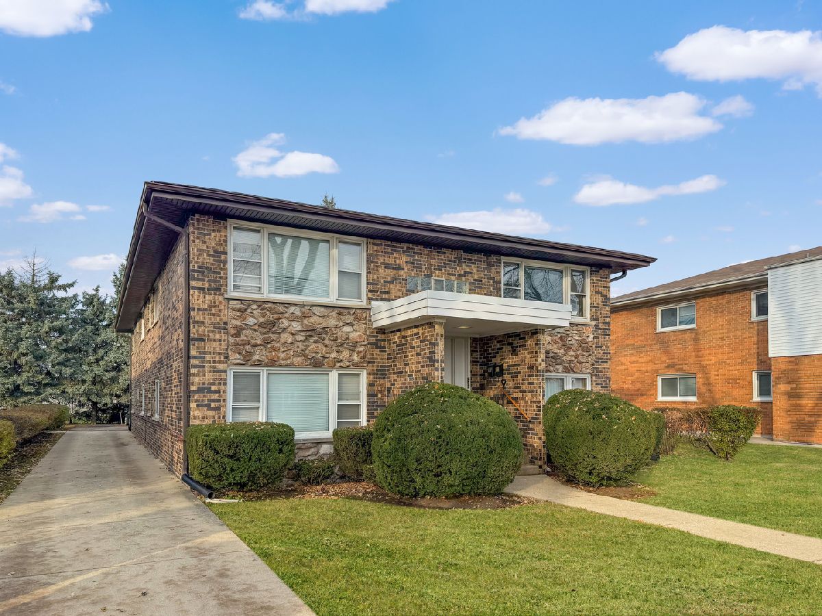  For Rent Brookfield Illinois, 4614 Vernon