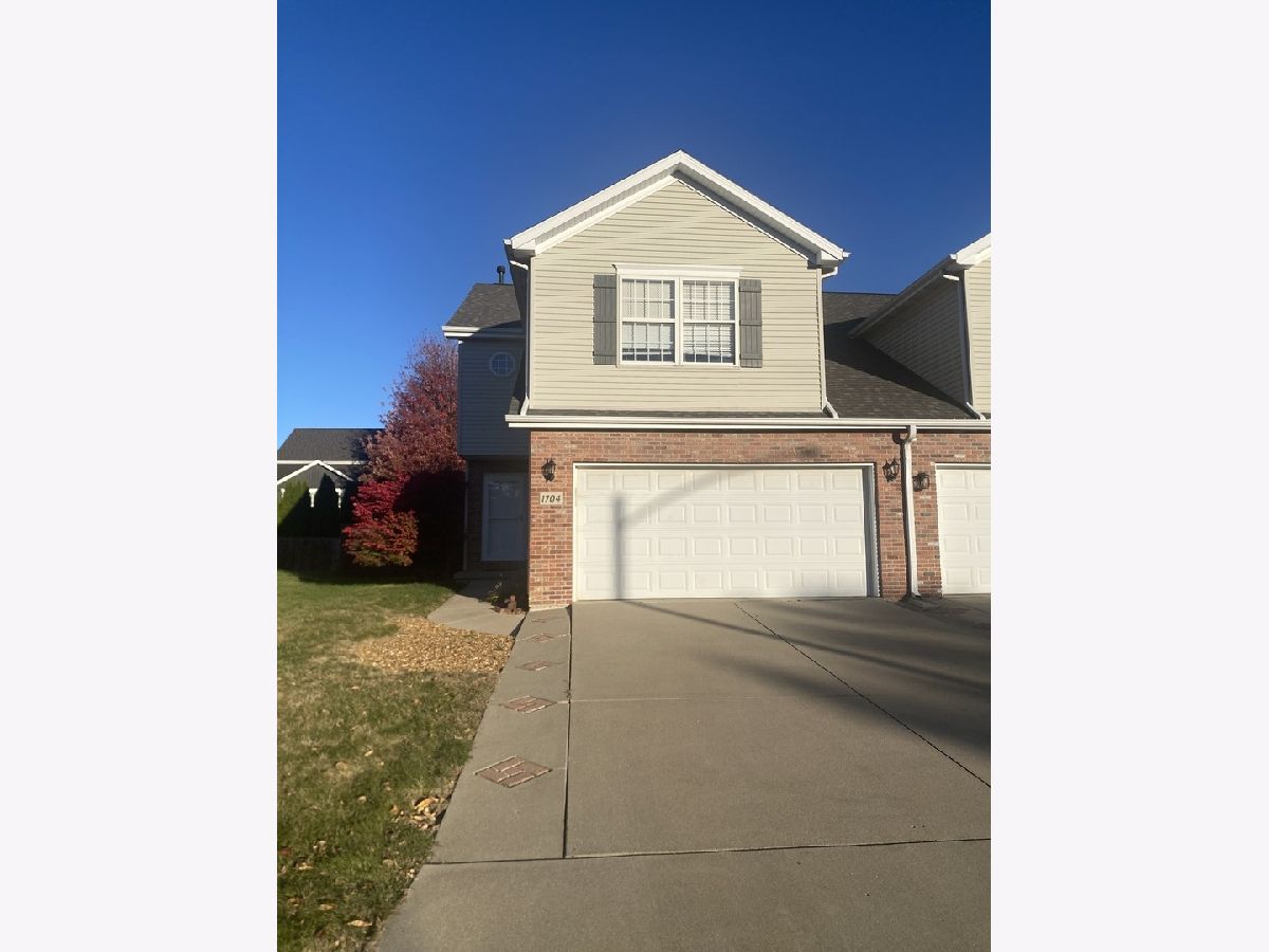  For Rent Normal Illinois, 1704 Sunrise