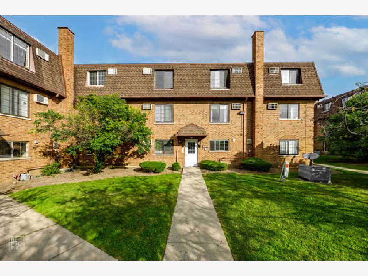  Rented Glendale Heights Illinois, 2300 Century Pointe