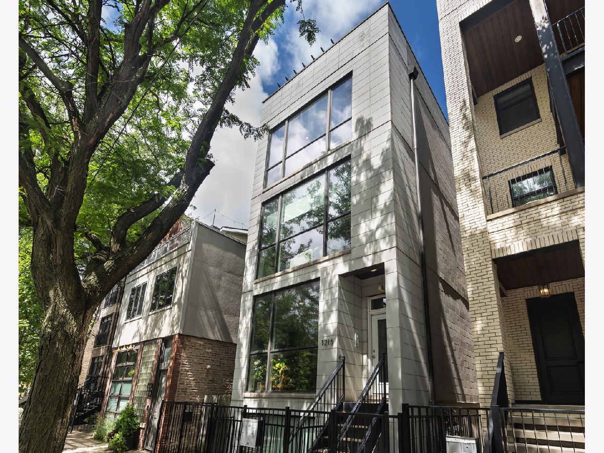  Sold Chicago Illinois, 1216 Hubbard