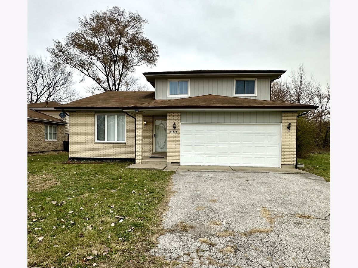  For Sale Harvey Illinois, 16627 Carse Avenue