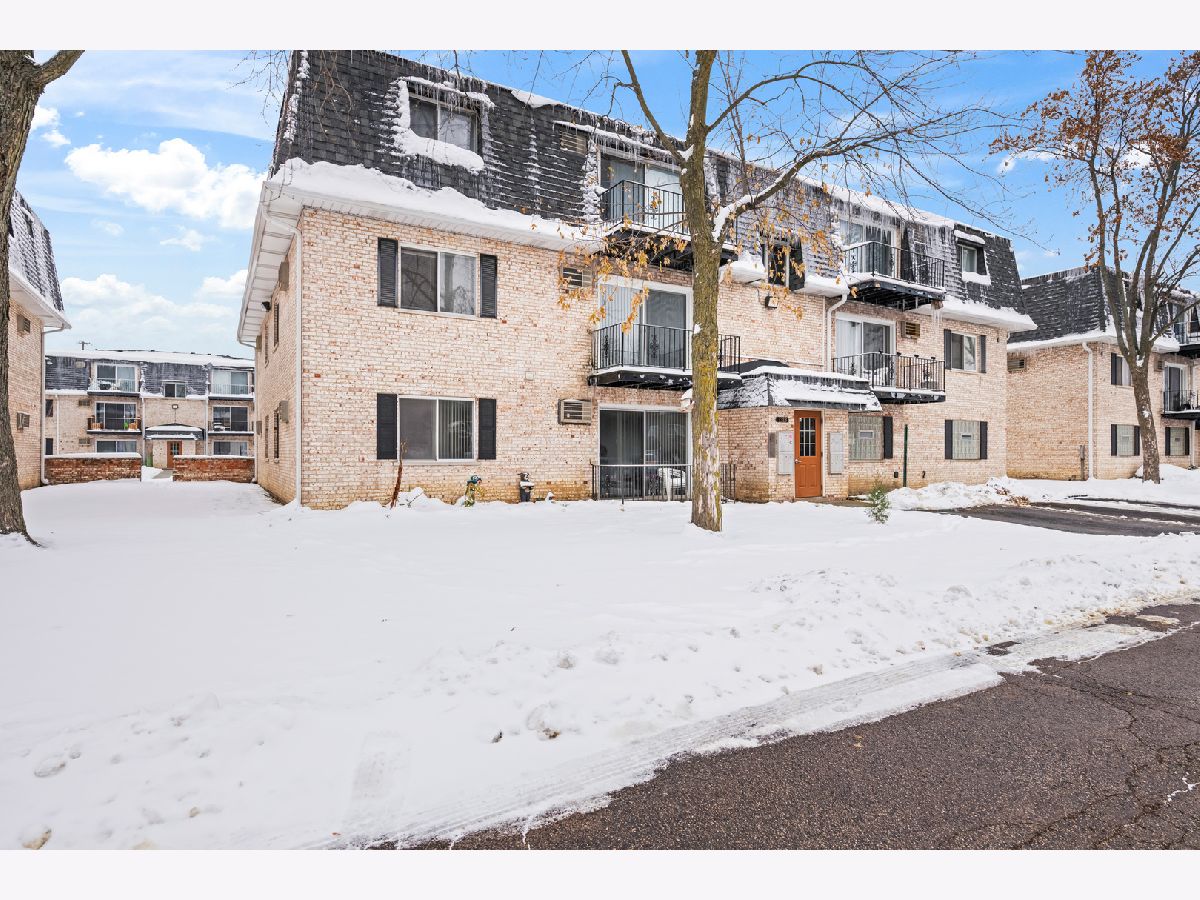  For Sale Palatine Illinois, 1313 Baldwin Court