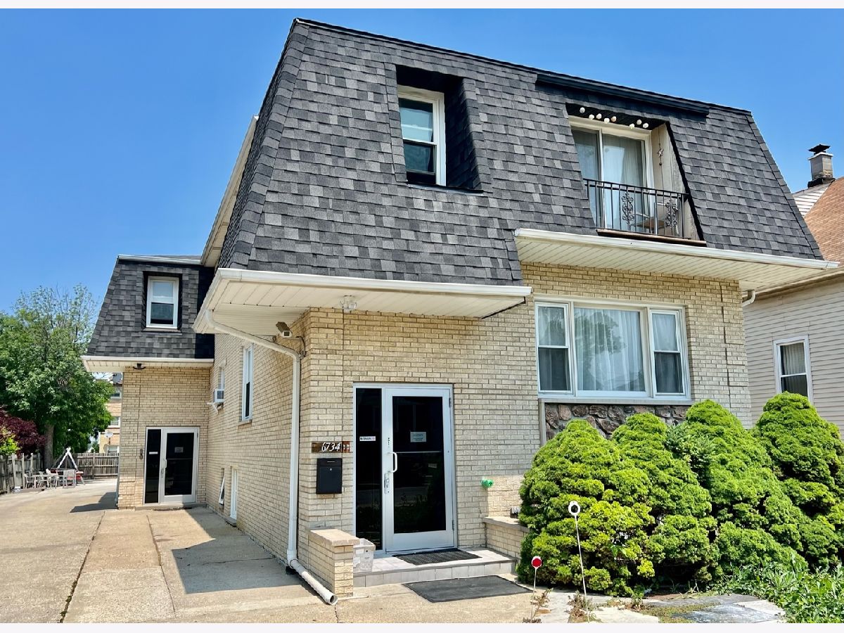  Rented Chicago Illinois, 6734 Dakin