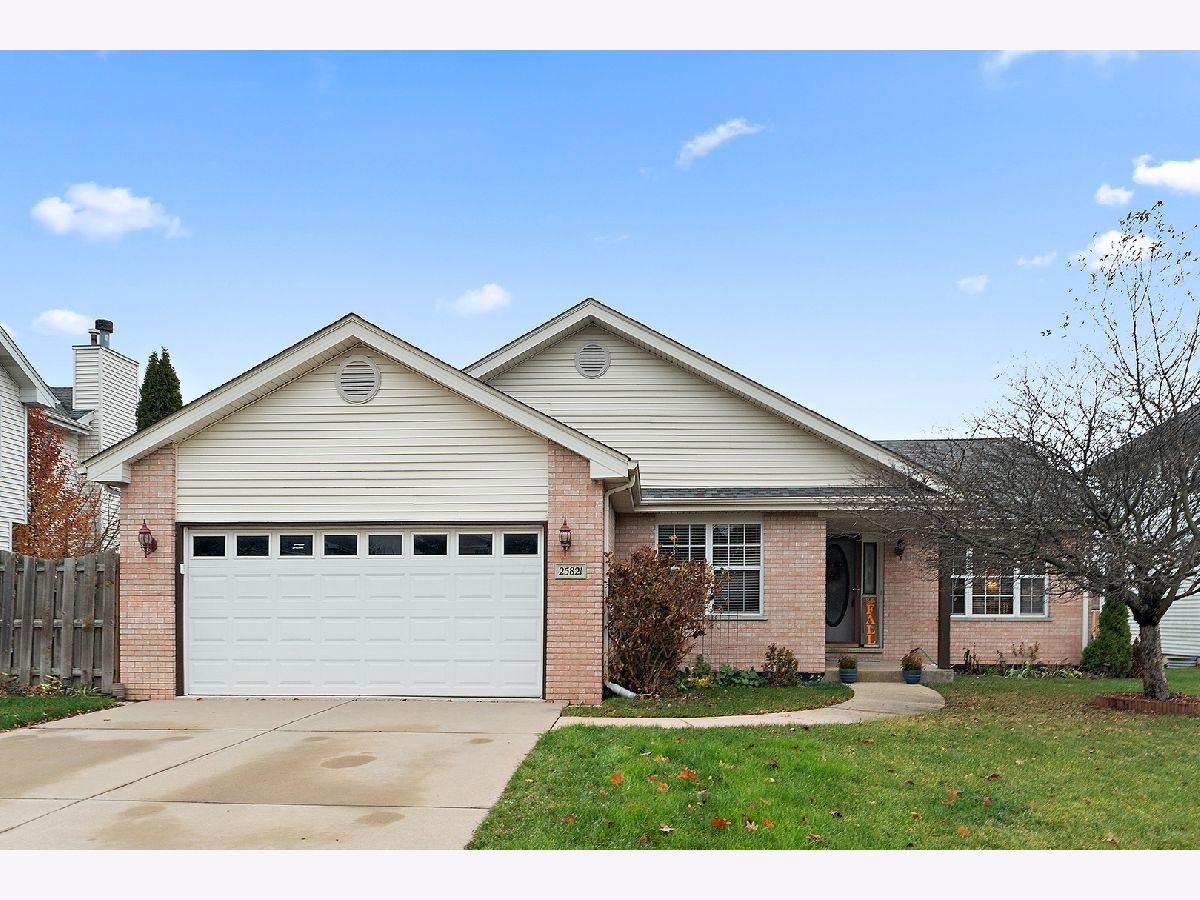  For Sale Monee Illinois, 25821 Sunrise Court