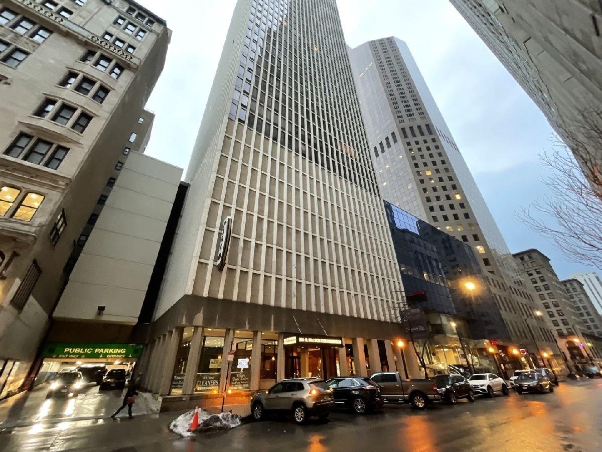  Rented Chicago Illinois, 100 Walton