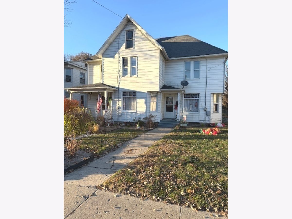  For Sale Dixon Illinois, 719 2nd Street