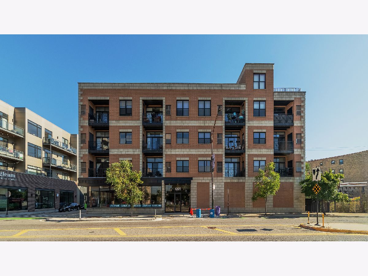  For Rent Chicago Illinois, 651 Milwaukee